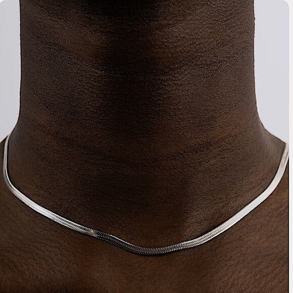 Sterling Silver Herringbone Flat Snake Necklace - Picture 8 of 13